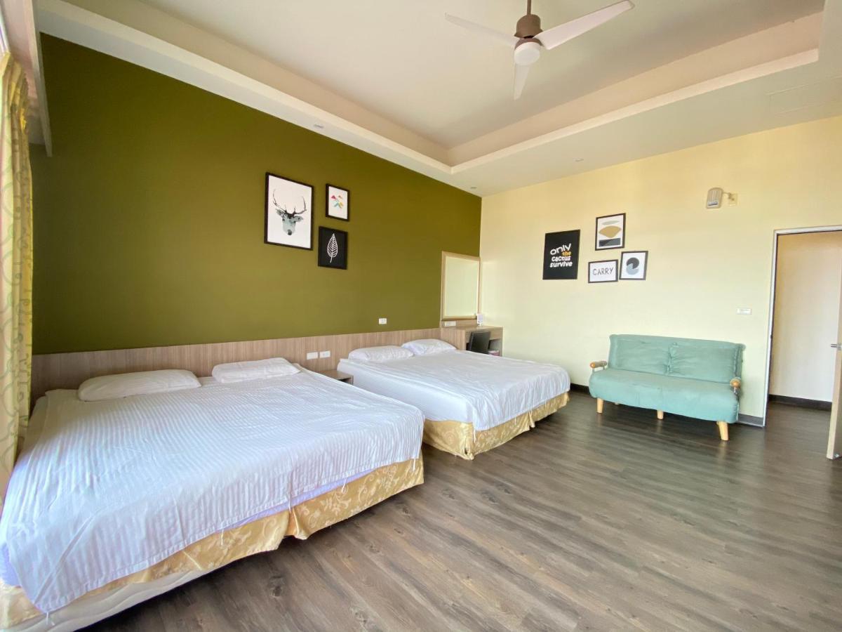 I Wow Bed & Breakfast Xiaoliuqiu Luaran gambar